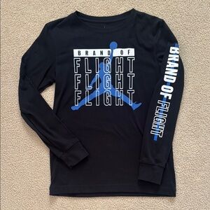 Boy’s Jordan Long Sleeve Shirt - L